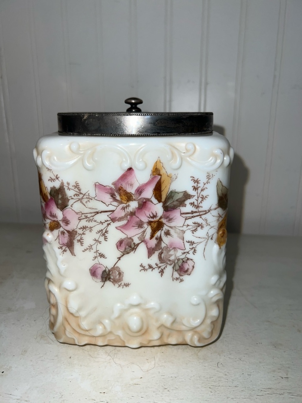 Antique Beautiful Wave Crest biscuit cracker jar